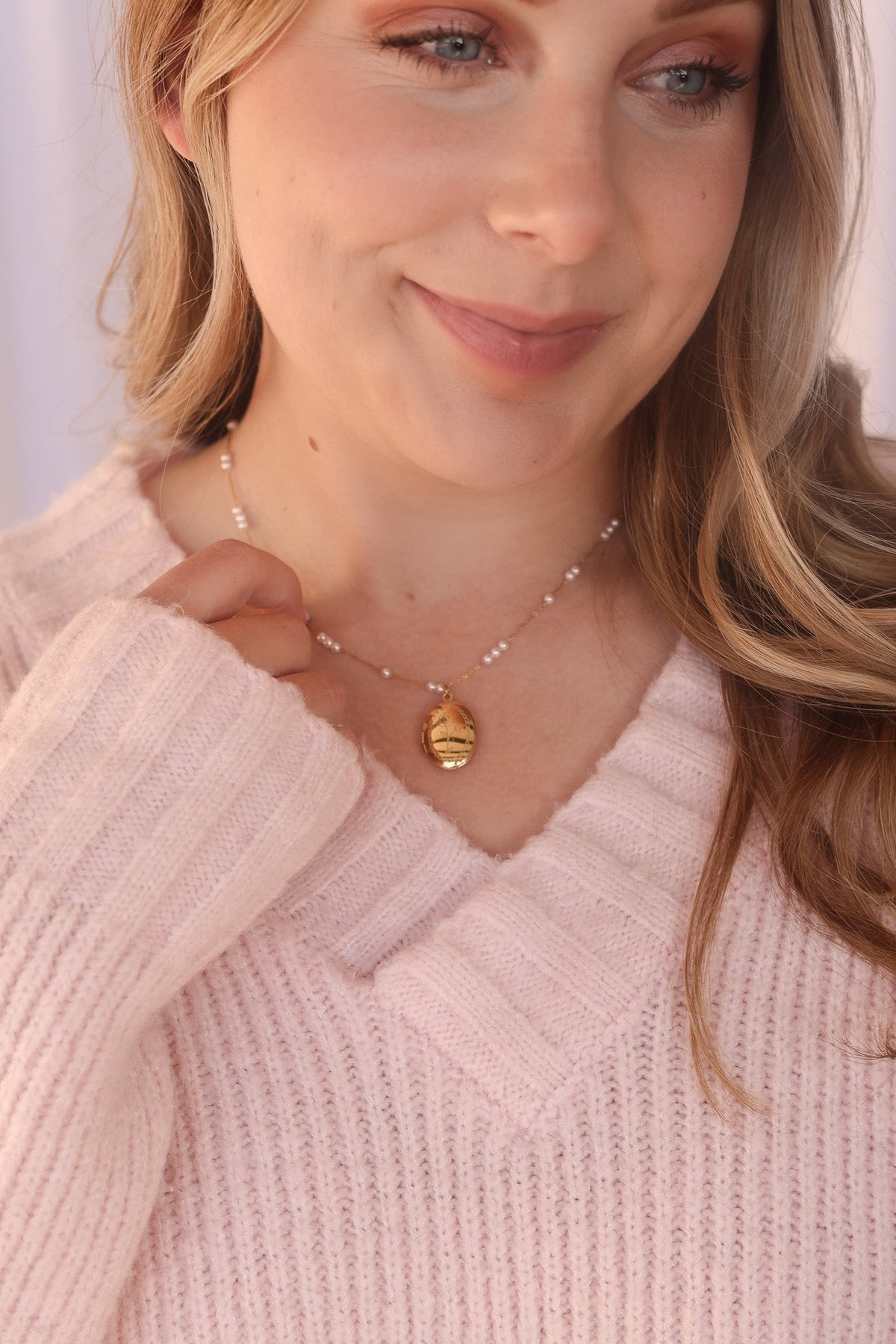 Juliet Pearl Locket Necklace