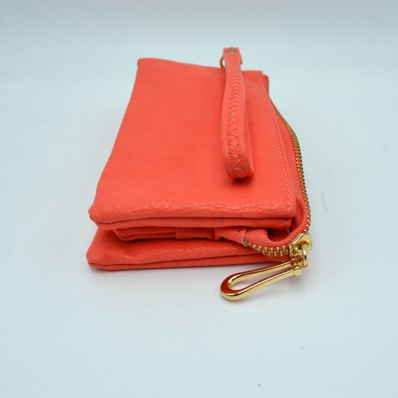 Compact zipper wristlet clutch with detachable strap